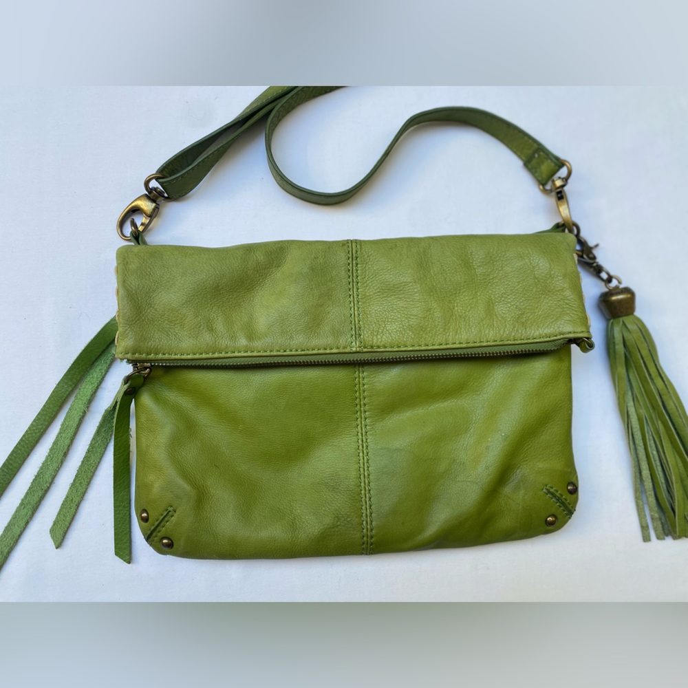 LUCKY BRAND GREEN LEATHER CROSSBODY zipper closure foldover flap clutch bag